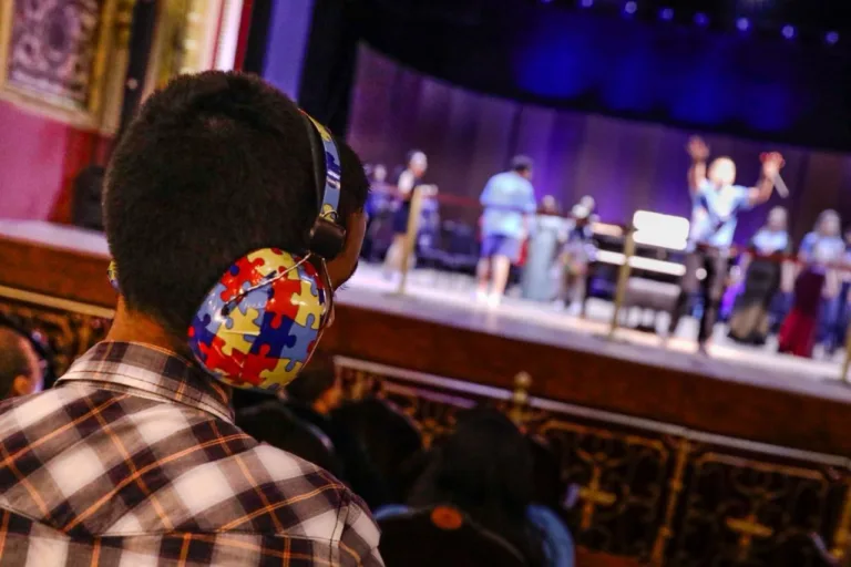 Festival Amazonas de Ópera apresenta espetáculo para crianças com Transtorno do Espectro Autista