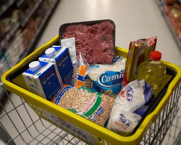 Alimentos devem ficar mais baratos