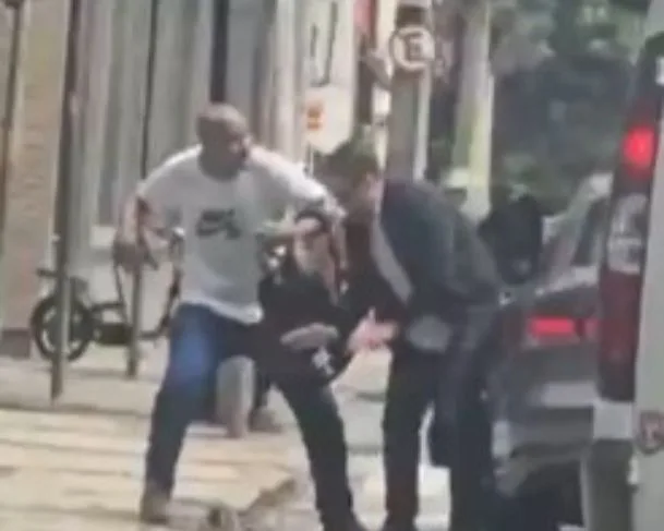 Policial federal reage a assalto e mata ladrão