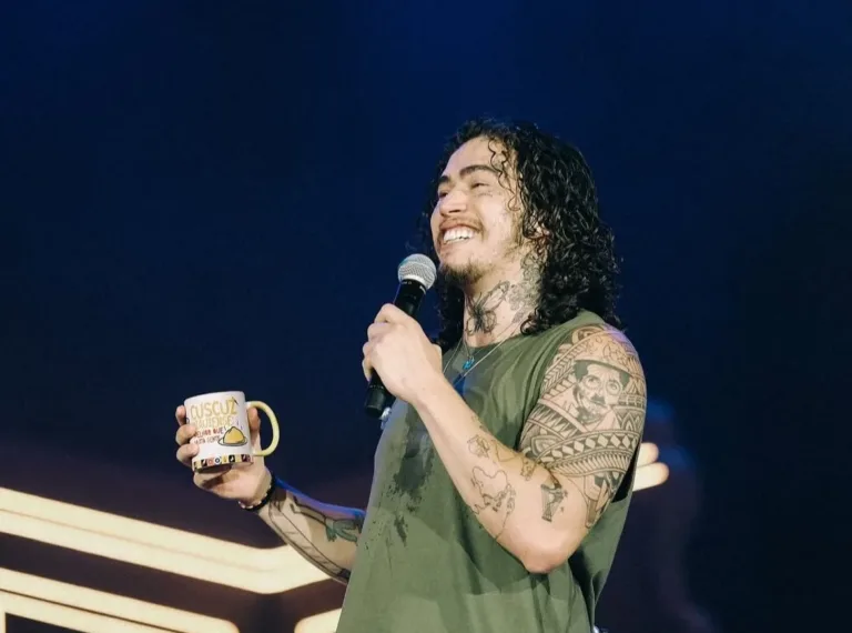Whindersson Nunes anuncia retorno aos palcos após internação