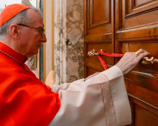 Aposentos do Papa já foram selados