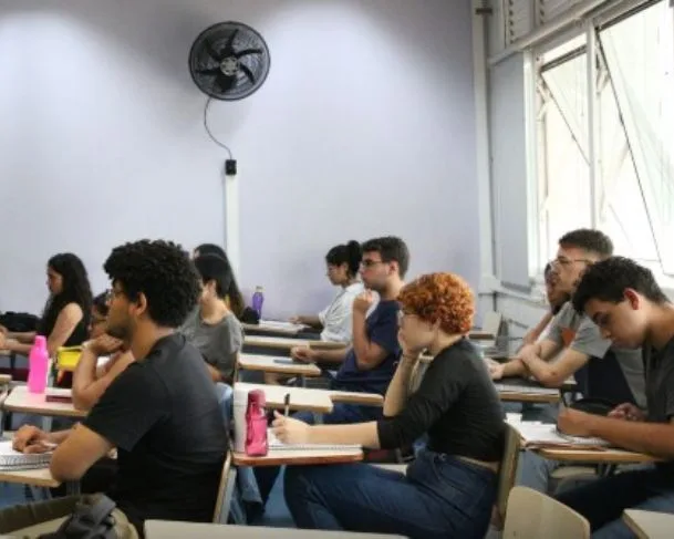 Fiocruz e MEC fazem parceria
