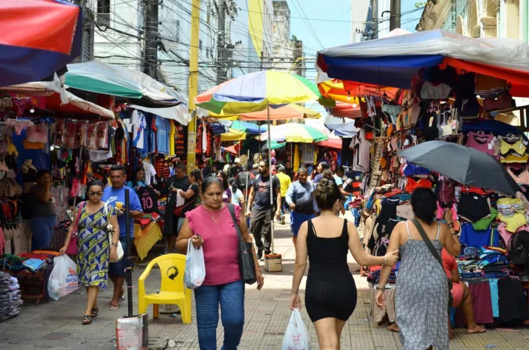 Com quase 100% de intenção de compra, Dia das Mães deve movimentar o comércio em Manaus