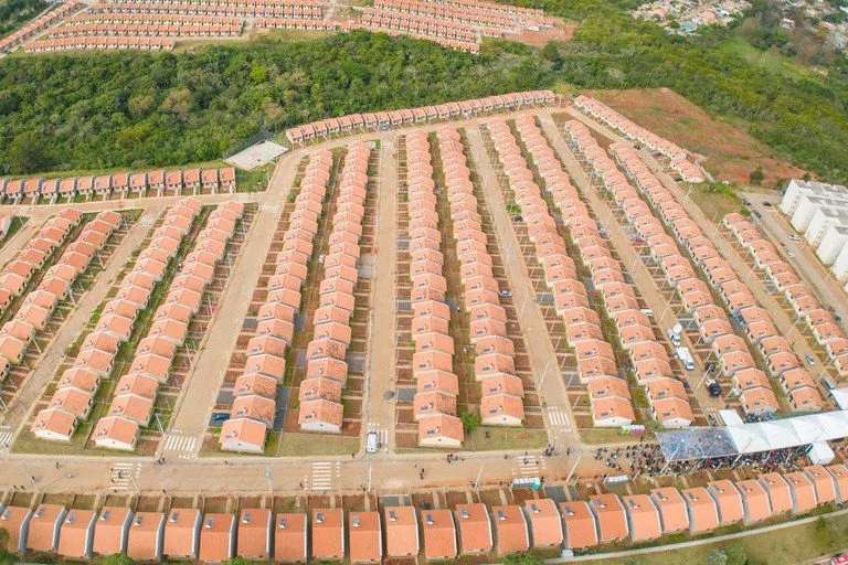 Famílias com renda de até R$ 12 mil vão ter taxas de juros mais baixas para crédito habitacional