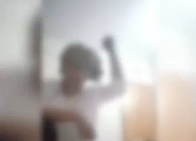 ALERTA DE GATILHO: jovem mata o próprio pai e filma a ação