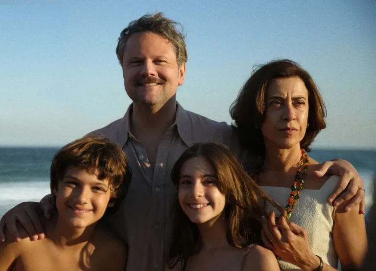 'Ainda estou aqui' é eleito 2º melhor filme do ano pelo New York Times - (Foto: Reprodução).
