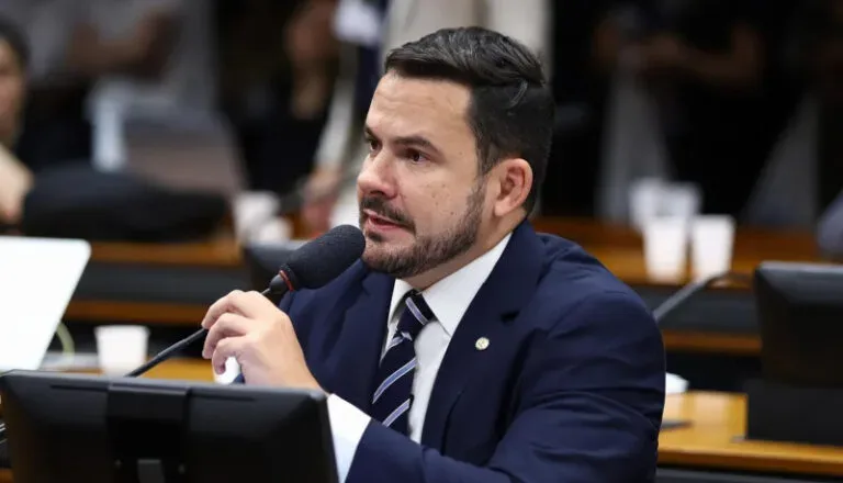 Deputado Alberto Neto volta a manifestar apoio à CPMI do INSS