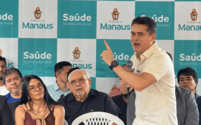 David Almeida rebateu críticas sobre sua gestão em Manaus - (Foto: Reprodução/Prefeitura).