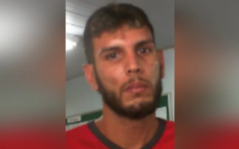 Polícia busca homem suspeito de cometer série de assaltos na zona norte de Manaus Polícia busca homem suspeito de cometer série de assaltos na zona norte de Manaus