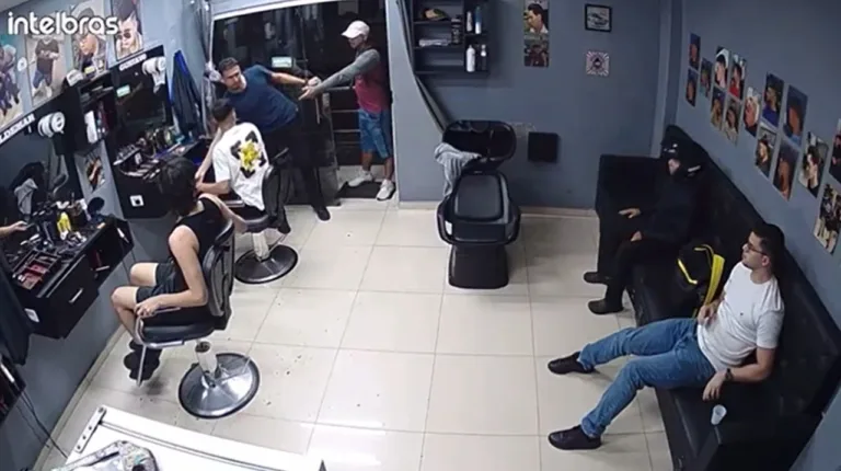 Suspeitos de assalto a barbearia são presos em motel de Manaus