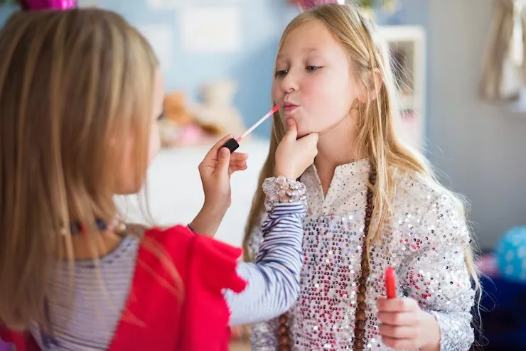 Lei cria Dia Nacional das Meninas e muda data do Dia Nacional da Mulher