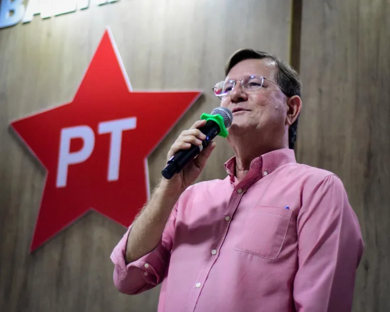 “PT tem que ter mudança aqui no Amazonas”, declara Zé Ricardo às vésperas de eleição de diretório