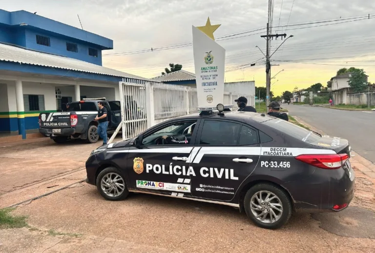 Padrastos são presos por maus-tratos e estupro contra crianças de 4 e 5 anos no Amazonas