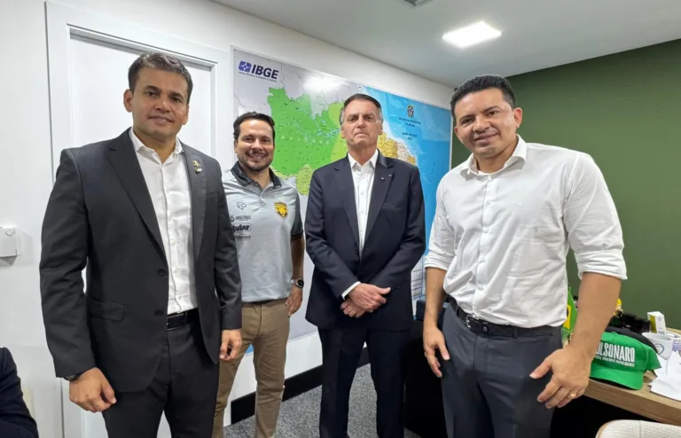Bolsonaro, Alberto Neto, Péricles e Rosses - Fotos: Divulgação/ Assessoria de Comunicação).