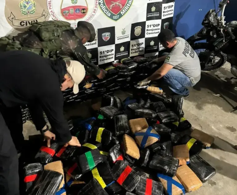 Operação Ágata: mais de 220 kg de drogas são apreendidos no Porto de Benjamin Constant