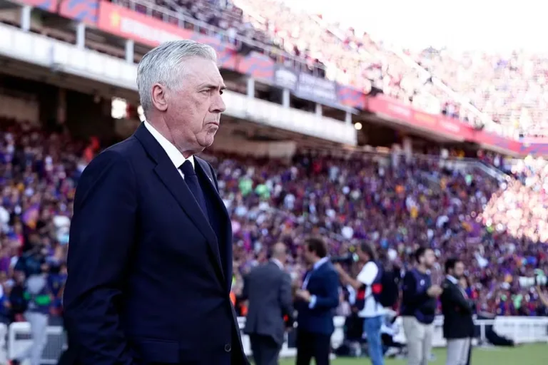 Carlo Ancelotti faz contatos com Neymar e Casemiro antes da convocação