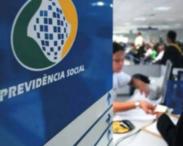 Descontos para beneficiários do INSS continuam
