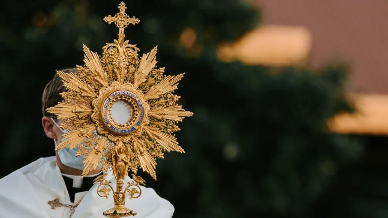 Corpus Christi: Veja quando cai o próximo feriado prolongado