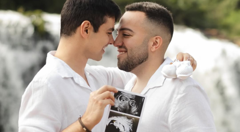 Lucas Rangel e marido anunciam chegada do 1º filho: “Agora seremos três”