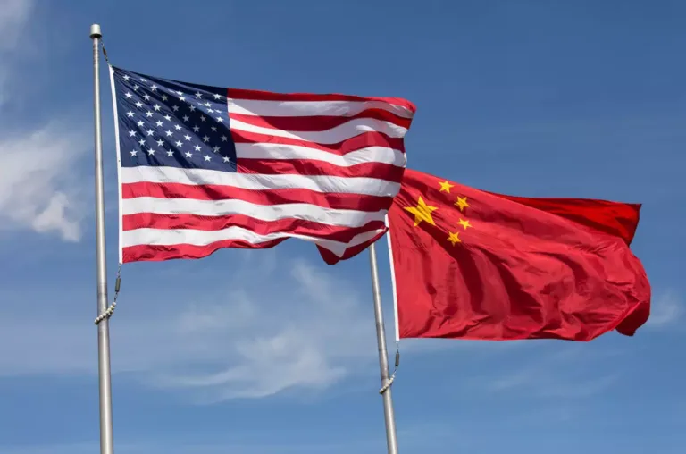 Trump anuncia acordo comercial com China e permissão de visto para estudantes chineses nos EUA