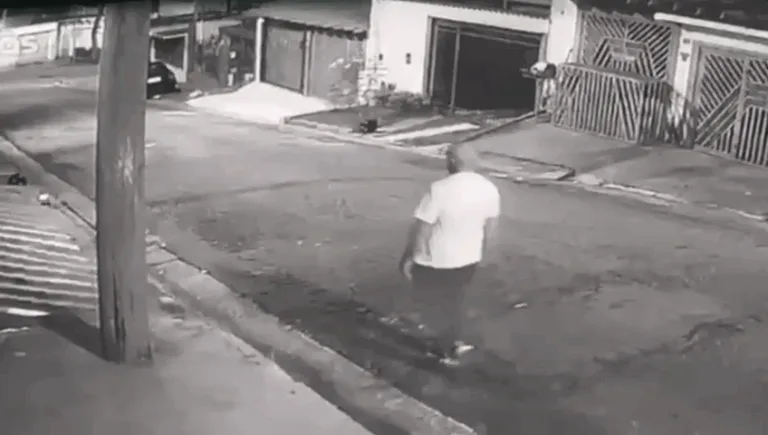 VÍDEO: Homem de 54 anos é baleado durante tentativa de assalto em São Paulo