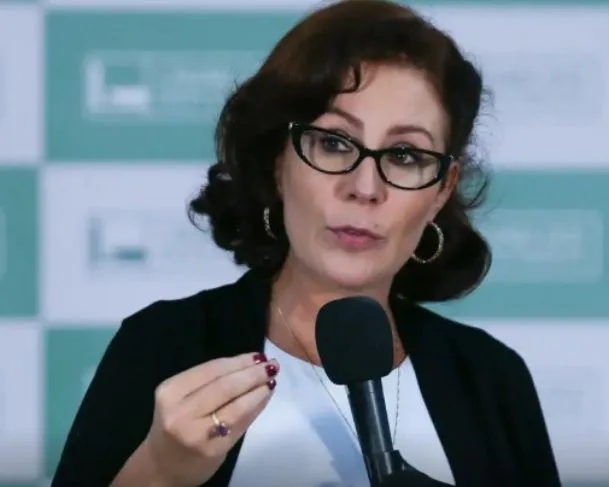 Zambelli é condenada a dez anos de prisão