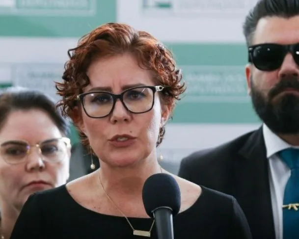 STF nega pedido de defesa de Carla Zambeli
