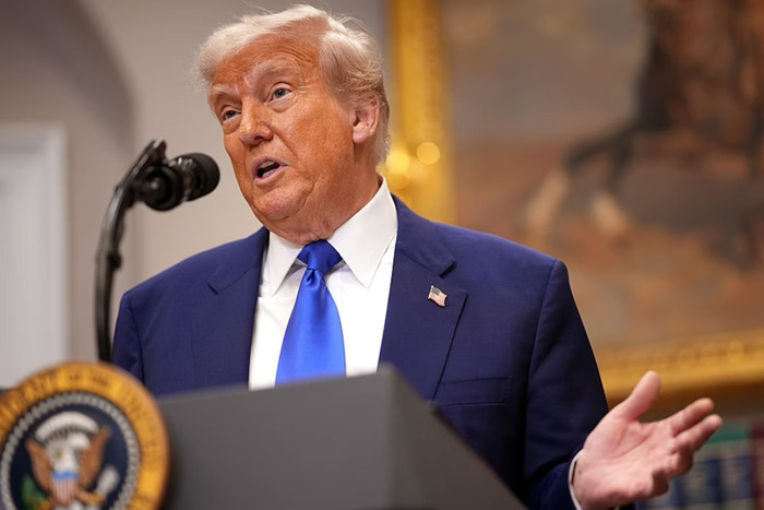 "Pode ser que sim, pode ser que não": Trump fala sobre atacar o Irã, e ironiza resposta do aiatolá