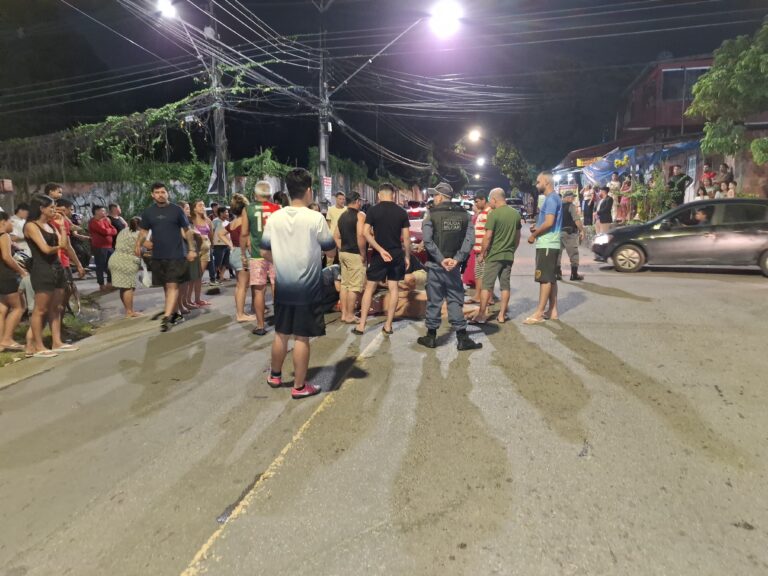 Acidente entre carro e moto deixa homem morto em Manaus