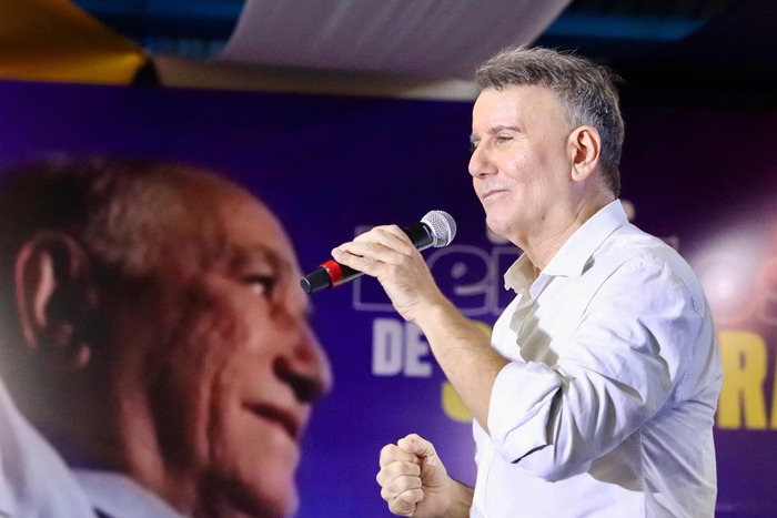 Prefeito de Palmas é preso, em operação da PF que investiga vazamento de informações do STJ
