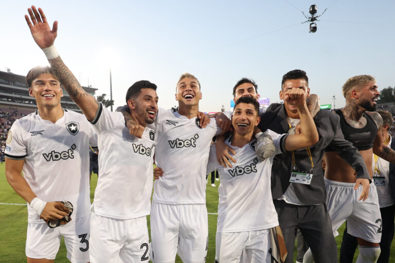 Vitória de Botafogo contra PSG rende bolada milionária; veja quanto Vitória de Botafogo contra PSG rende bolada milionária; veja quanto