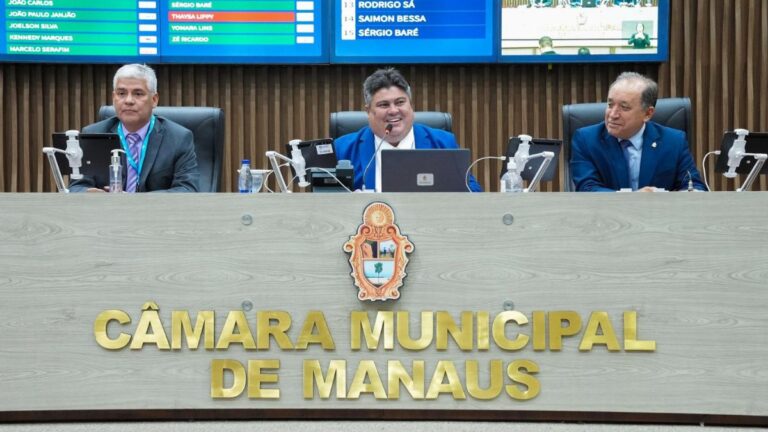 CMM encaminha PLs de reajuste salarial de servidores para sanção da Prefeitura