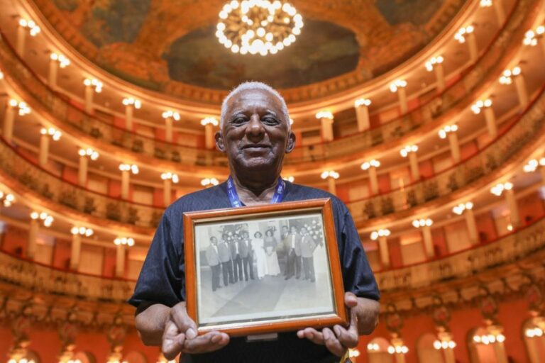 Morre "Seu Nonato", guardião e funcionário mais antigo do Teatro Amazonas