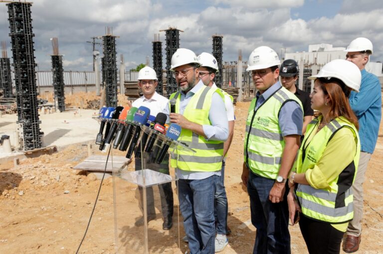 VÍDEO: Wilson Lima vistoria obras do Residencial Novo Aleixo, na zona norte de Manaus