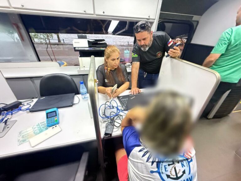 Jovem aplicou golpes em quem ia para Parintins - (Foto: Divulgação/PC-AM).
