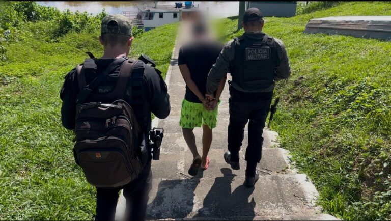Mãe é presa por 'acobertar' marido que estuprava filha desde 7 anos