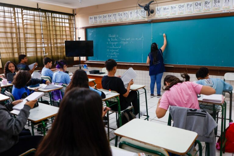 Senado aprova aumento de penas para crimes em escolas - (Foto: Gabriel Rosa/AEN).