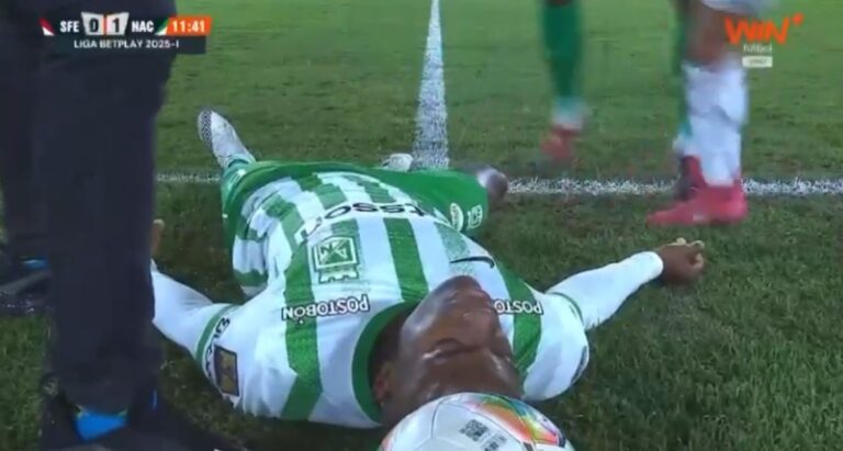 Jogador da seleção colombiana desmaia em campo durante partida entre Atlético Nacional e Santa Fé
