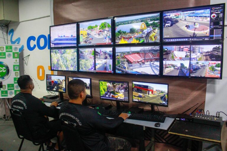 Parintins 2025: SSP-AM instala cerca de 80 câmeras com tecnologia de reconhecimento facial e de placas Parintins 2025: SSP-AM instala cerca de 80 câmeras com tecnologia de reconhecimento facial e de placas