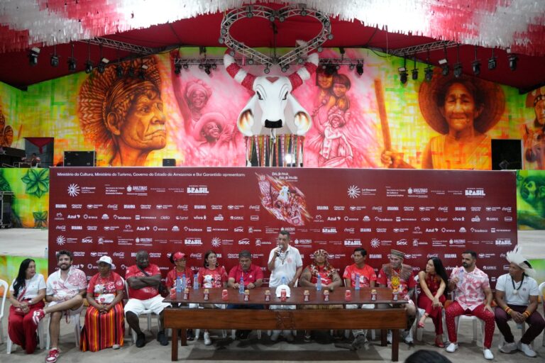 estival de Parintins 2025: Boi Garantido lança projeto de arena com aposta no 'resgate das raízes culturais da Amazônia'