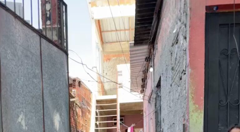 URGENTE: Bebê de 7 meses é encontrada morta dentro de casa em Manaus