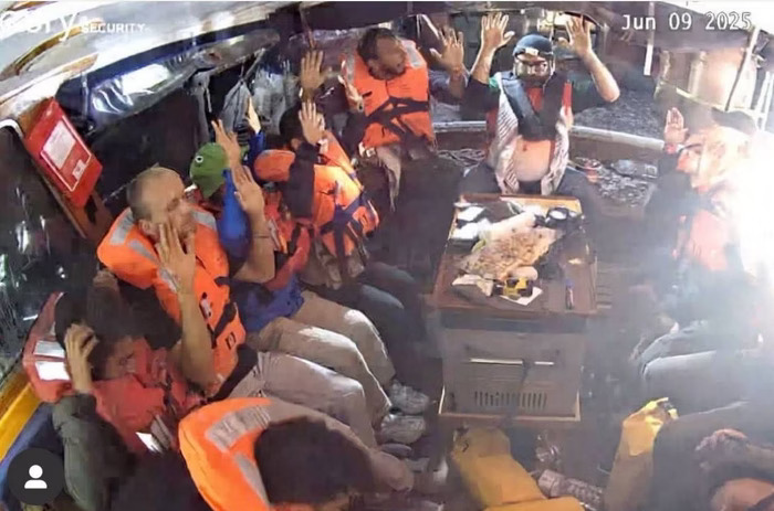 VÍDEO: Brasil pede que Israel liberte tripulantes de navio de ativistas, interceptado rumo a Gaza: Brasileiro está a bordo