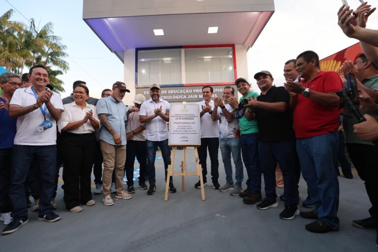 Wilson Lima lança circuito cultural e sustentável em Parintins