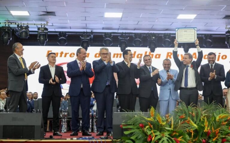 Cerimônia reúne Omar Aziz, Wilson Lima, David Almeida e autoridades para homenagear ministro do STF aquece bastidores da política