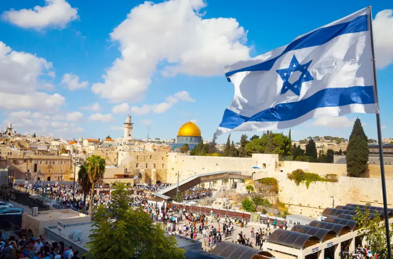 Israel fecha embaixadas em todo o mundo após ataques contra o Irã