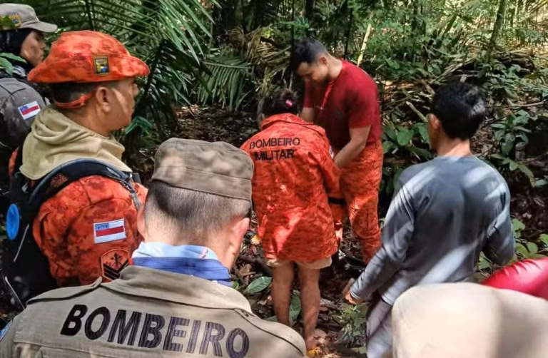 Jovem é resgatada após três dias desaparecida em área de mata no Amazonas