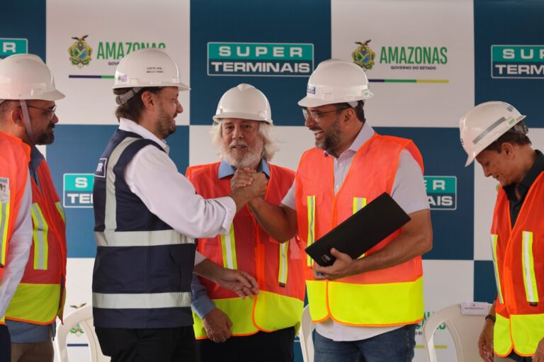 Wilson Lima firma parceria para construção de primeira usina a gás natural do Norte do Brasil para operações portuárias