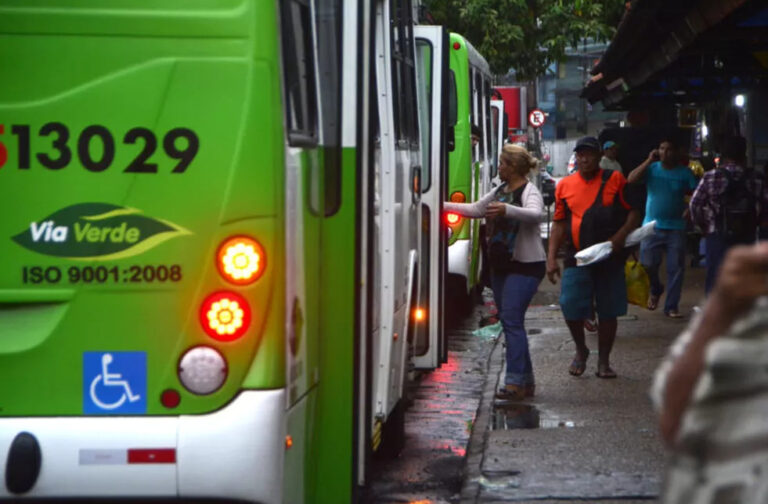 Prefeitura de Manaus promove mudanças em linhas de ônibus para atender passageiros