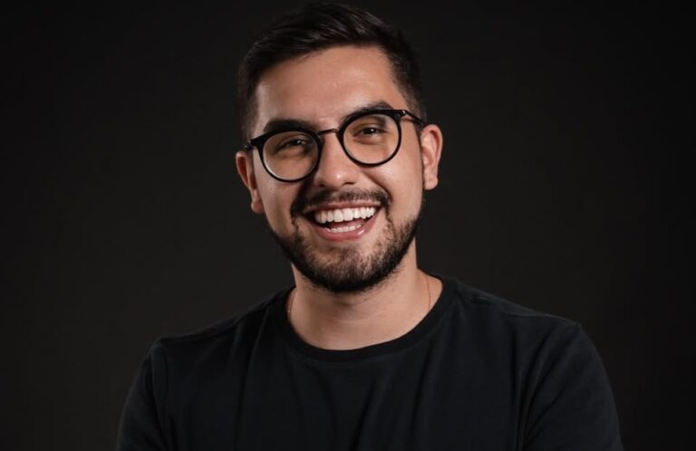 DSX 2025: Quem é Nicolas Charão, mentor e referência no setor de marketing digital