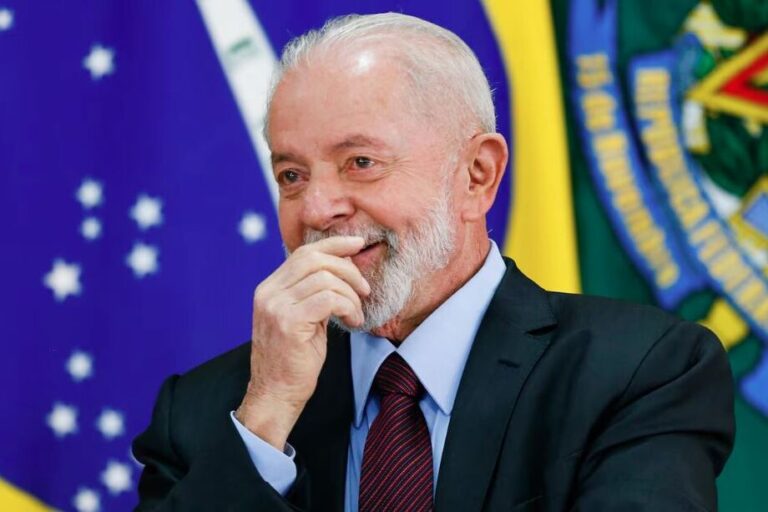 "O povo tinha razão de estar meio p***", diz Lula sobre queda de popularidade